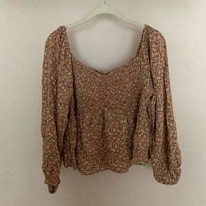 Floral cropped blouse